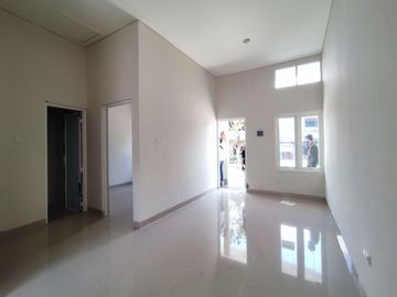 SPESIAL RUMAH SIAP HUNI TEPI JALAN KLATEN BEBAS PAJAK