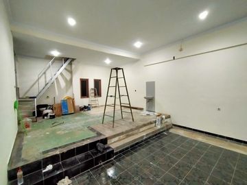 RUMAH MEWAH SIAP HUNI DALAM PERUMAHAN ELIT DI MLATI, SLEMAN