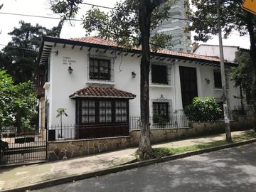 casa en venta en bogota. Cod V1851