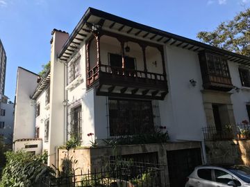 casa en venta en bogota. Cod V1851