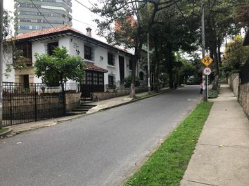 casa en venta en bogota. Cod V1851