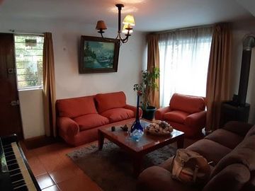 Casa en Venta en Estacion Metro Villa Alemana Centro