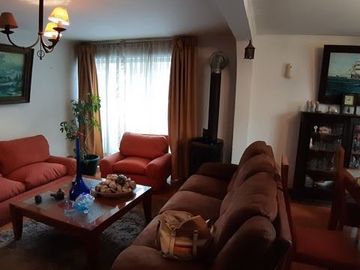 Casa en Venta en Estacion Metro Villa Alemana Centro