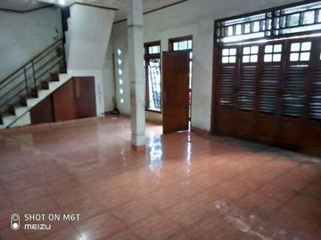 Jual Cepat Butuh Uang Rumah Lokasi di Antapani Dekat Dago