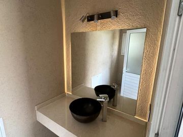 Exelente Casa En Venta Con Piscina