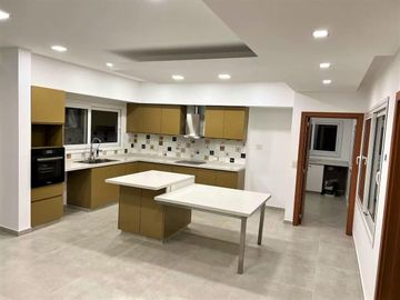 Exelente Casa En Venta Con Piscina