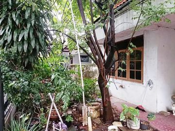 Rumah Dijual di Bukit Duri Dekat Stasiun Tebet