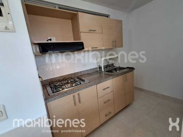 apartamento en arriendo en calasanz. Cod A72118