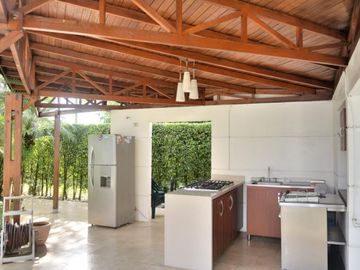 casa condominio en venta en pance. Cod V12270