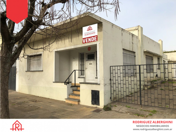 Casa a la venta! (Calle 25 e/24 y 26)