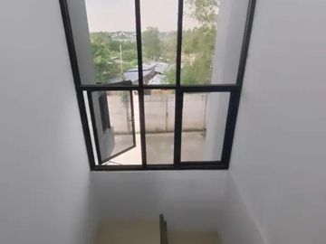 Rumah Murah 2 Lantai Harga 1 Lantai di Tapos Cimanggis Depok
