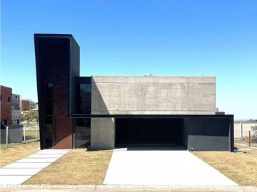 Casa  La Arbolada