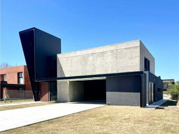 Casa  La Arbolada