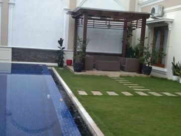 DIJUAL RUMAH MEWAH CILANDAK JAKARTA SELATAN LUAS 500 SEMI FURNISHED BRANDED HIGH END SIAP HUNI TERAWAT ASRI BAGUS NYAMAN