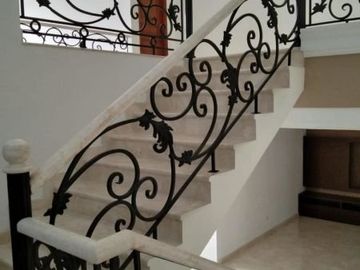 DIJUAL RUMAH MEWAH CILANDAK JAKARTA SELATAN LUAS 500 SEMI FURNISHED BRANDED HIGH END SIAP HUNI TERAWAT ASRI BAGUS NYAMAN