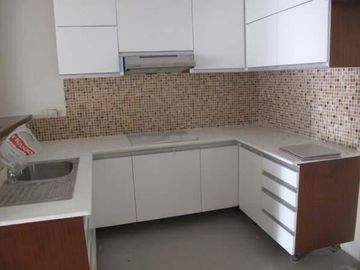 House and Lot in QC Visayas Ave for