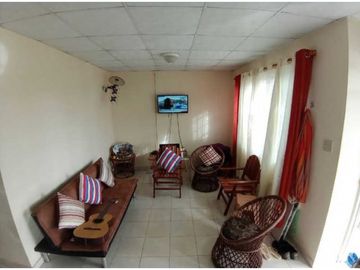 ALQUILER Y VENTA CASA EN ARRAIJN LAGO EMPERADOR