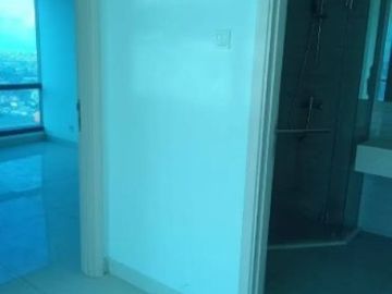 Dijual Penthouse Private Lift La Riz Mansion Pakuwon Indah