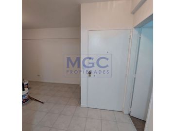 ALMAGRO - VENTA -    3 AMB. APTO PROF.   - COCHERA FIJA - RETASADO!!!!!!