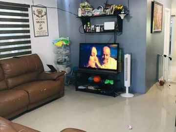 Three Bedroom House for SALE in Brgy. Cuayan Angeles City Near Clark with pool