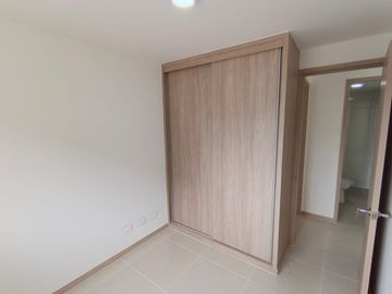 apartamento en arriendo en el vivero. Cod A127497