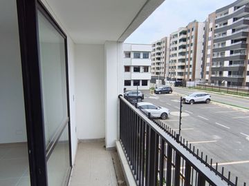 apartamento en arriendo en el vivero. Cod A127497