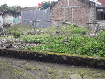 Rumah siap bangun barat Puskesmas Mlati Sleman Yogyakarta