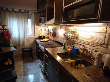 Depto.tipo casa de 6 ambientes en Venta en Almagro