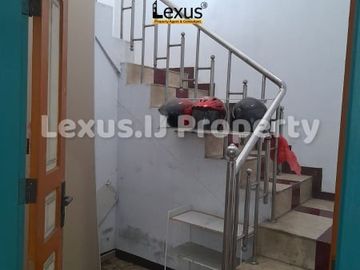 DIJUAL Rumah + kos2an di Meruya Kembangan Jakarta Barat