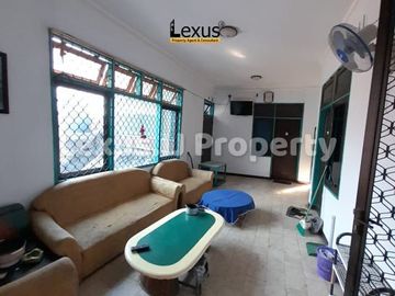 DIJUAL Rumah + kos2an di Meruya Kembangan Jakarta Barat