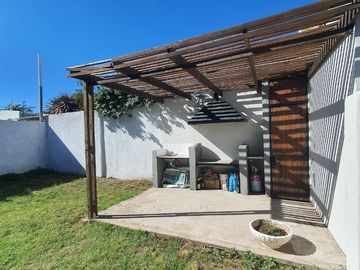 Casa B° Pacífico 9 de julio 800