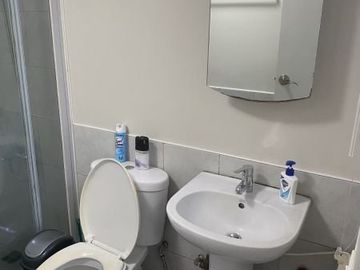 THE COLUMNS LEGAZPI VILLAGE MAKATI 1BR P35K/MO FURNISHED