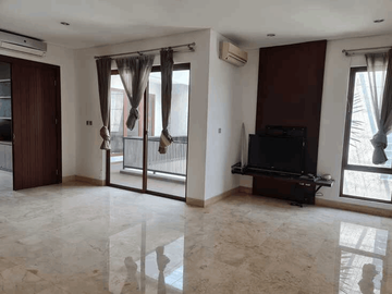 Rumah Lokasi Strategis Di Cipinang Muara S6054