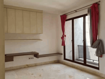 Rumah Lokasi Strategis Di Cipinang Muara S6054