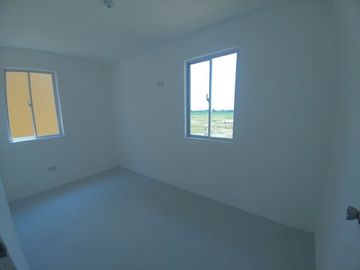 Cara Unit with Carport and Balconu in Camella/ Lessandra Pili - Dave