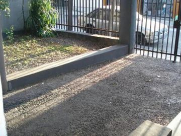 CASA DE 4 AMBIENTES, PATIO, GARAGE ZONA MATADEROS