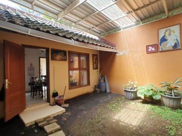 Rumah Bagus Luas 340 di Villa Puncak Tidar kota Malang