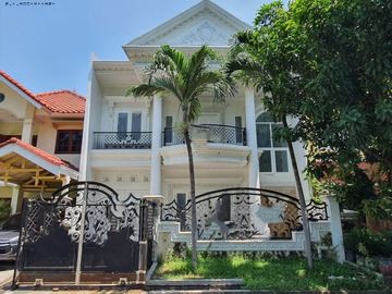 Rumah Taman Mutiara Pakuwon City STRATEGIS SIAP HUNI