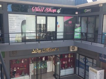 LOCAL EN VENTA POR PLAZA KRYSTAL, EN PLAZA ALAMOS, PRADOS AGUA AZUL PUEBLA