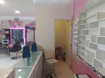 LOCAL EN VENTA POR PLAZA KRYSTAL, EN PLAZA ALAMOS, PRADOS AGUA AZUL PUEBLA