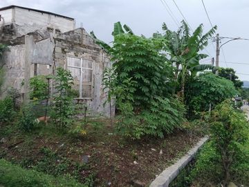 Dijual Rumah Hitung Tanah Di Perum Adiyasa