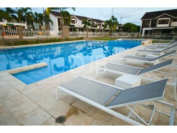 VENTA DE CASA EN BRISAS DEL GOLF PASEO DEL NORTE $450,000 #521