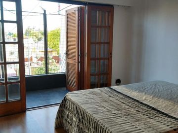 Hermoso Ph 3 Amb Al Frente Con Balcón - Terraza - Parrilla - 2 piso por escalera