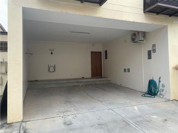 Se Vende Casa Moderna ¡Amoblada! en Panamá Pacifico