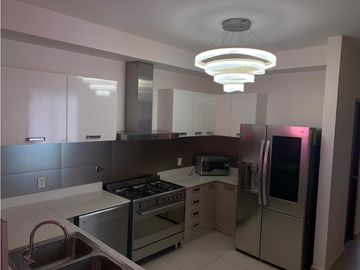 Se Vende Casa Moderna ¡Amoblada! en Panamá Pacifico