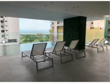 SEA CONFIABLE VENDE O ALQUILA PH 43 GREEN VIEW AVENIDA BALBOA