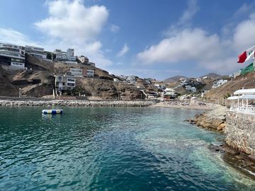 MARAVILLOSA CASA DE PLAYA EN VENTA, PLAYA POSEIDÓN, PUCUSANA