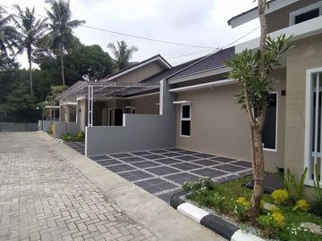 Rumah Baru siap huni 3 kamar tidur di Utara Pasar Cebongan