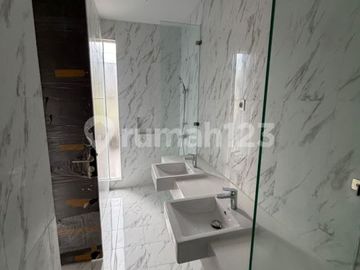 Dijual Rugi Rumah Citra 8 Siap Huni