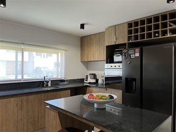 Casa en venta de 3D 3B. Brisas Norte. Colegio Highlands